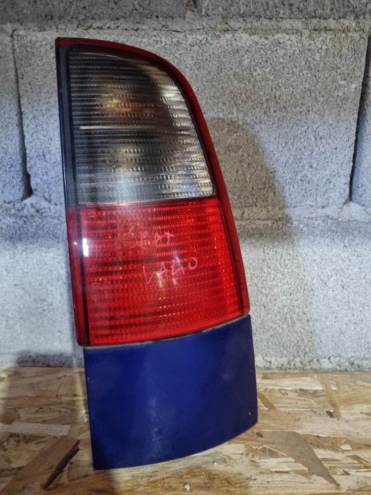 Štop desni Seat Cordoba Vario 1996-1999 1 Štop desni Seat Cordoba Vario 1996-1999 - Slika 1