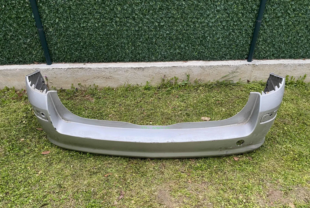 Zadnji branik Opel Astra H karavan 2004-2010 50 1 Zadnji branik Opel Astra H karavan 2004-2010 - Slika 1